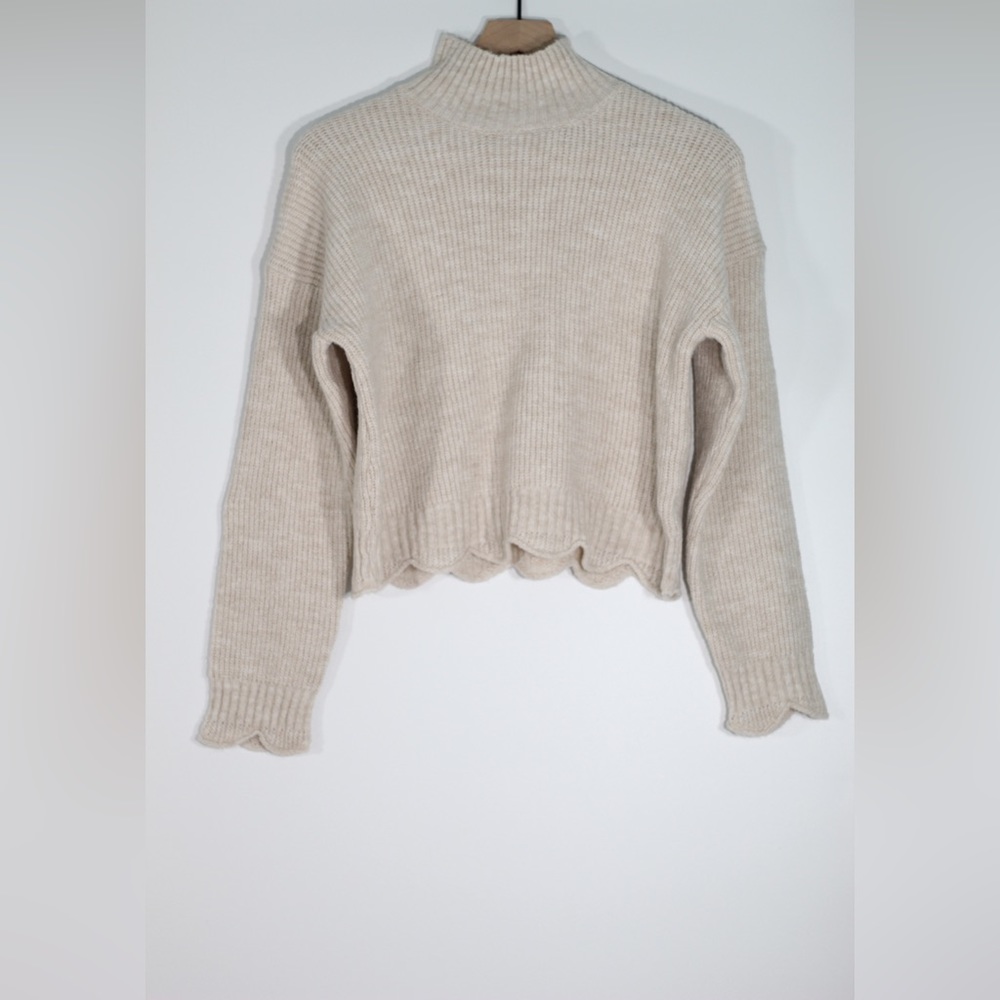 New | Fuzzy Feelin’ Crop Turtleneck Sweater